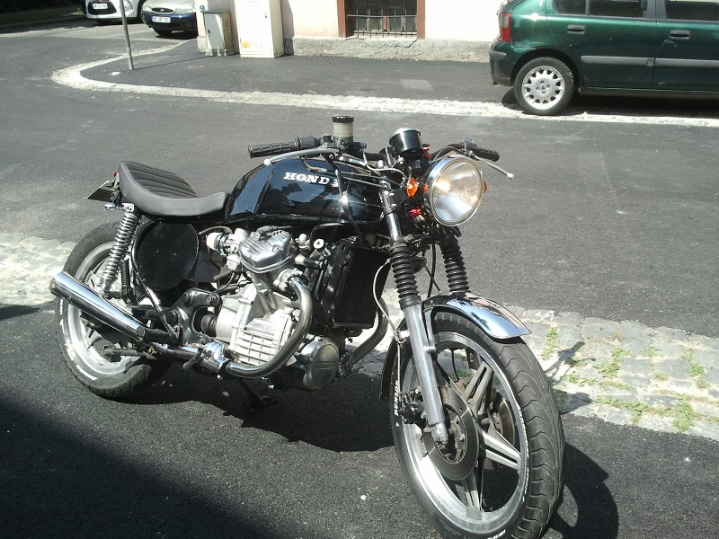 Forum 900 XJ et variantes • Afficher le sujet - 900 Naked