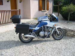 XJ900-05