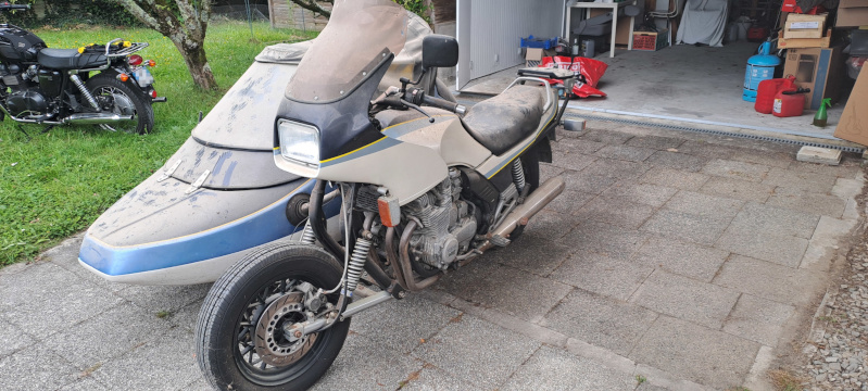 side 003.jpg