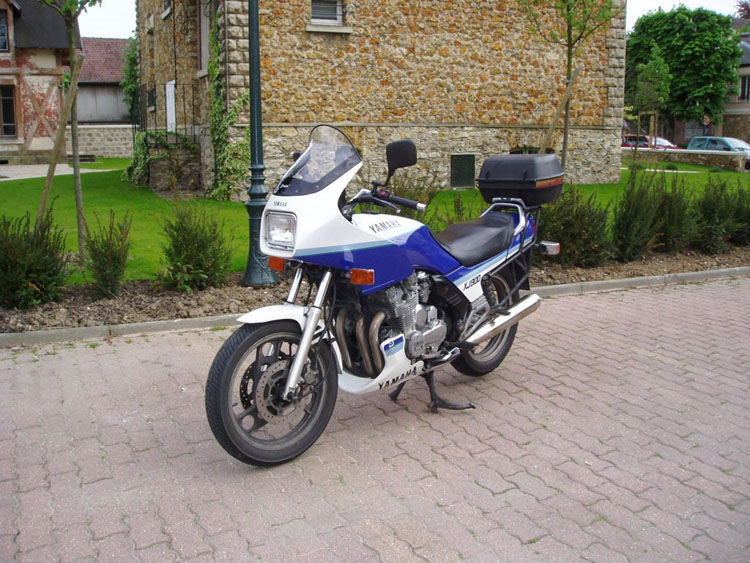 Xj900b